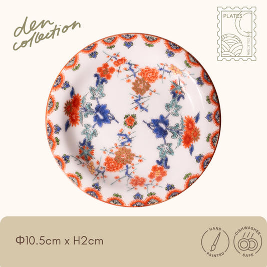 有田焼 色絵梅菊文 小皿 / Arita Ware Iroe Ume-Kiku Small Plate – 梅と菊を色絵技法で描いた華やかな伝統文様の小皿