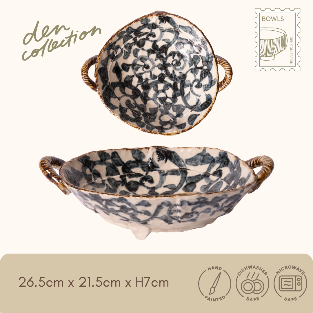 タコ唐草手付鉢 Tako Karakusa Handled Bowl – 手描きの蛸唐草模様(Octopus vine arabesque pattern)と持ち手付きデザイン | Japanese hand-painted bowl with vine motif