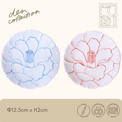 有田焼 つばき彫小皿 呉須線/Tsubaki Carved Small Plate Blue