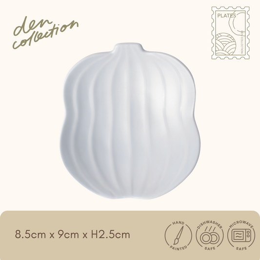 有田焼 錦白銀彩 瓢型小皿 / Arita Ware White Silver Gourd-shaped Small Plate – 白銀の輝きをまとった縁起の良い瓢箪型の小皿