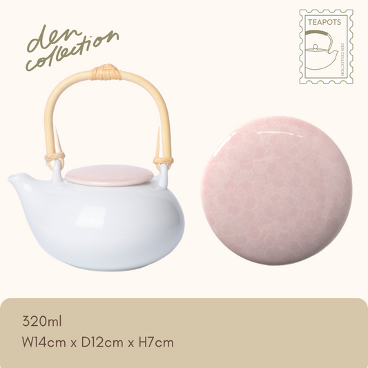 Sakura Dobin Teapot – Japanese porcelain dobin teapot with bamboo handle and sakura blossom lid, 320 ml capacity. Elegant Mino ware craftsmanship ideal for sakura-season tea moments.  
桜柄土瓶 – 竹製ハンドルと桜模様の磁器蓋付き、320mlの日本製ドビン土瓶。美濃焼の上品な茶器で、桜の季節のティータイムにぴったりです。