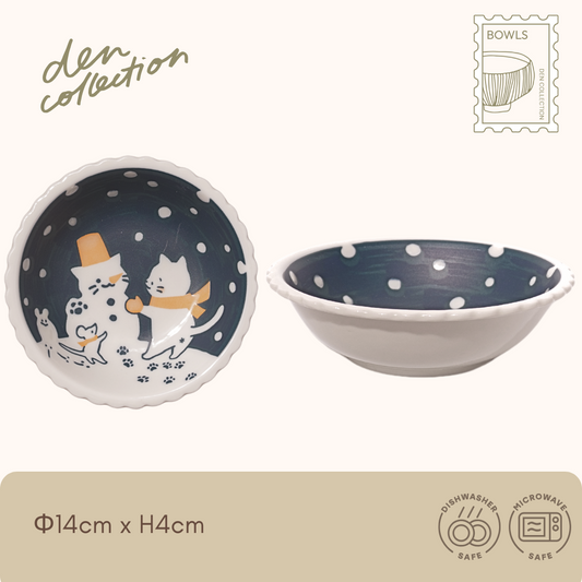 Shiro no Kyuujitsu Bowl – winter friends design with cat and snowman. Cute snowy scene in a Japanese ceramic bowl.  
シロの休日ボウル（ゆき遊び）。雪だるまと猫のふれあいが描かれた、冬らしい和陶小鉢。